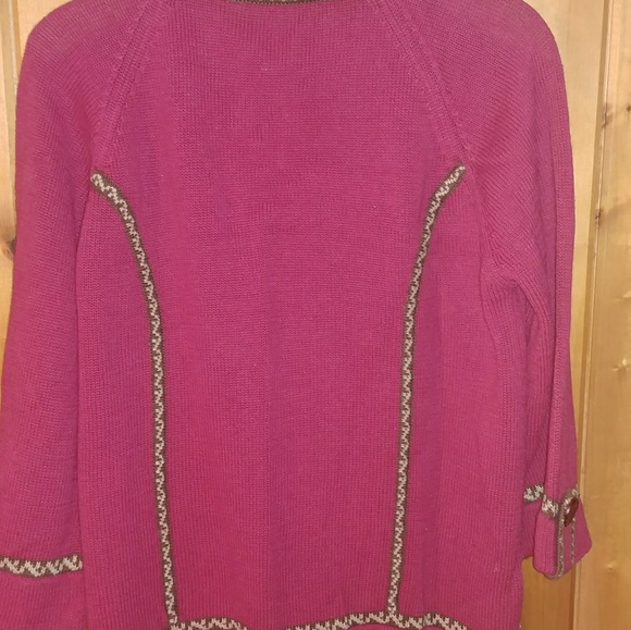 🎆Sweater🎆 - Picture 4 of 5